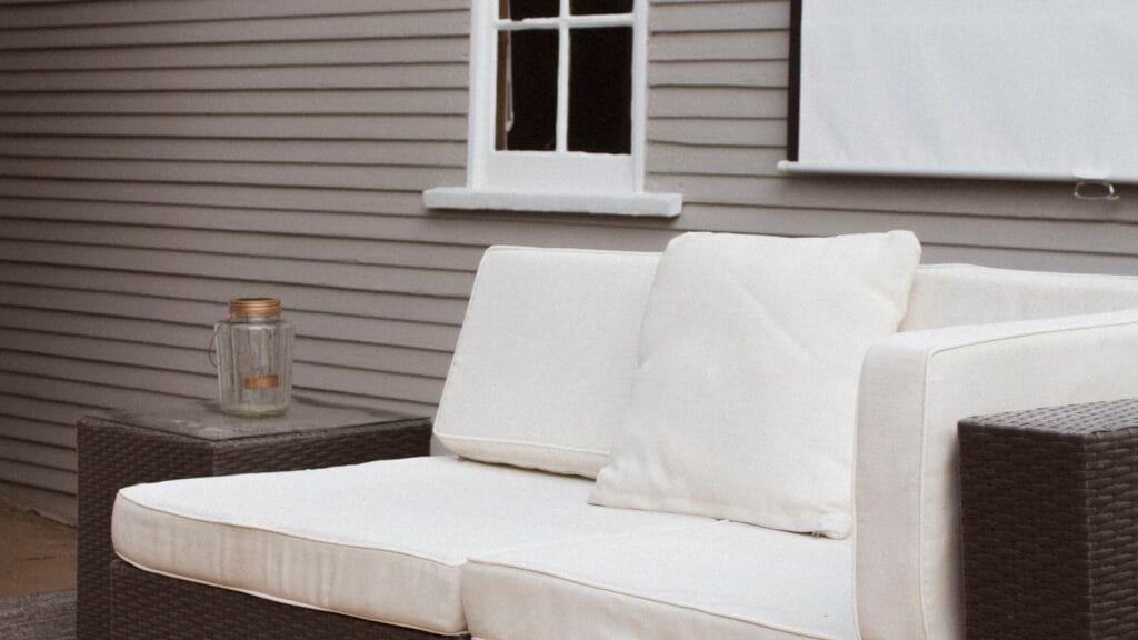 How to Assemble an Outdoor Furniture Setting in 90 Minutes