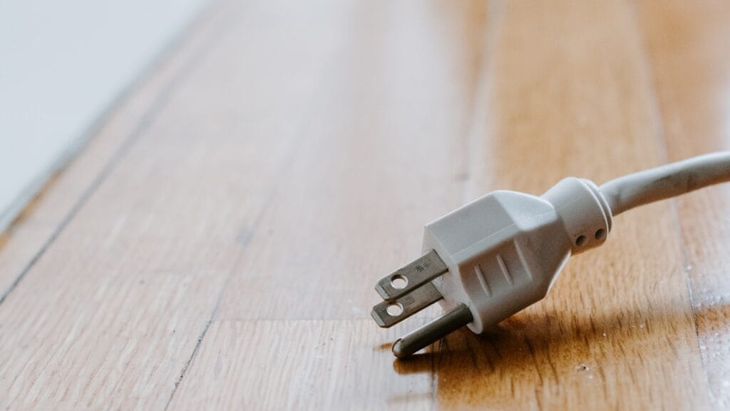 How to Use Extension Cords and Powerboards Safely in Australia