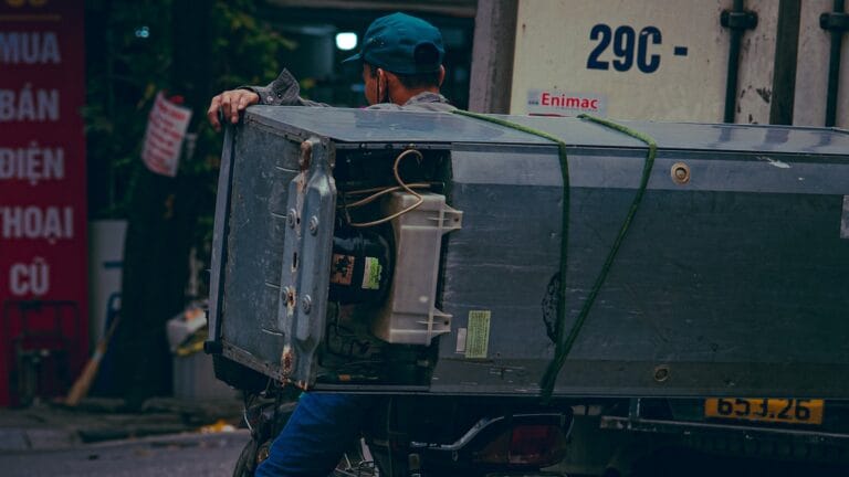 How to Pack and Move a Washing Machine Safely