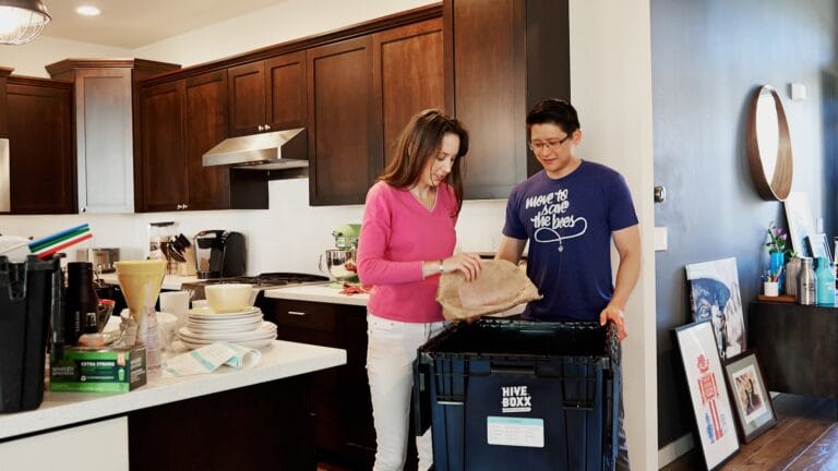 How to Pack a Kitchen for Moving Day
