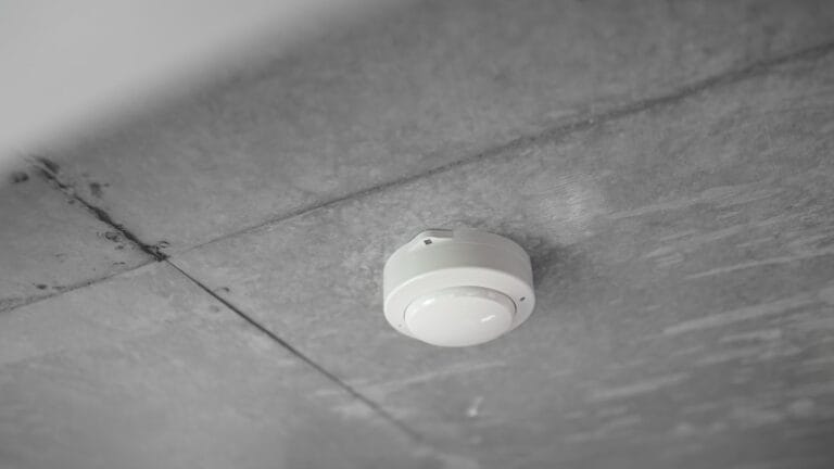 How to Test, Maintain and Replace Battery Smoke Alarms in Australia